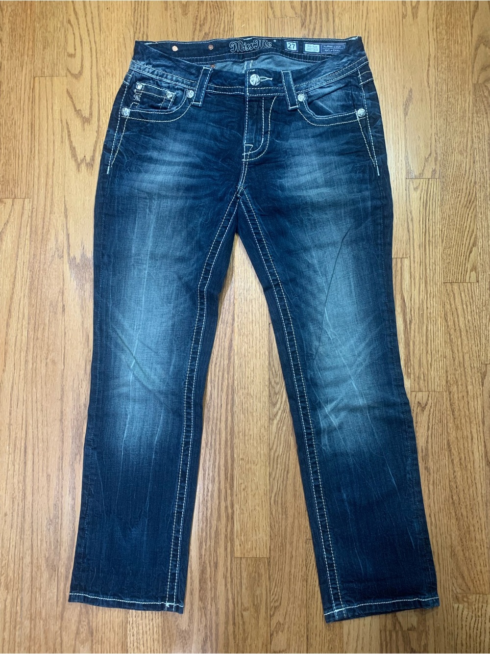 Miss Me Mid-Rise Straight Leg Easy Crop Jeans - Style JE8432EC - Size 27
